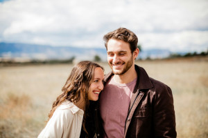 Η δύναμη των μικρών ραντεβού μέσα στην εβδομάδα για ένα παντρεμένο ζευγάρι με παιδιά