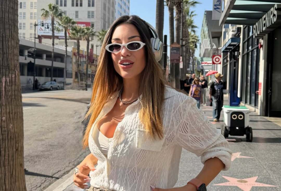 Φελίσια Τσαλαπάτη: Έβαλε το ChatGPT να της «διαβάσει» το φλιτζάνι και αυτά που της είπε έχουν ενδιαφέρον