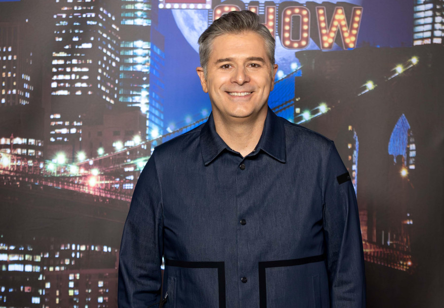 Αλέξανδρος Μπουρδούμης: Και όμως, είχε... επιπλήξει τη Μαρινέλλα ως 20χρονος σερβιτόρος!