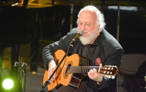 Διονύσης Σαββόπουλος: Κυκλοφορεί η πρώτη δισκογραφική δουλειά μετά τον θάνατό του - Το τελευταίο ιδιόχειρο σημείωμα που άφησε