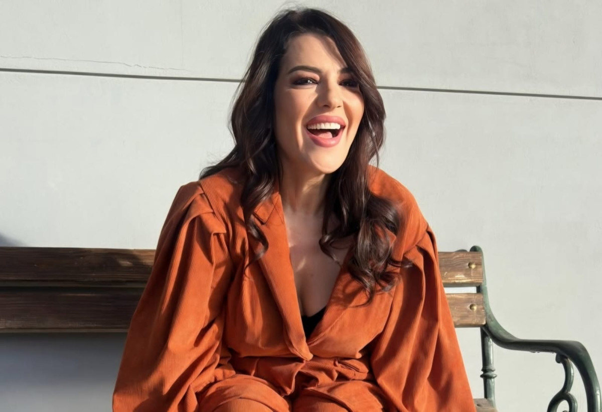 Αφήνουμε αυτό εδώ για να θυμηθεί η Ζαρίφη να πάρει τον Καβατζίκη (γιατί χθες τον ξέχασε)