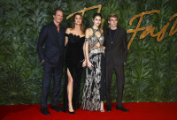Σοκ στο Χόλιγουντ: Νεκρός στα 27 του ο γιος της Cindy Crawford, Presley Gerber