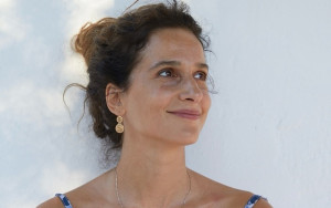 Μαρίνα Καλογήρου: Το απείθαρχο φερμουάρ και το τρελό τρολάρισμα