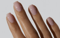 Brittle nails: Το βήμα που πρέπει να κάνεις πριν κοιμηθείς για τέλεια χέρια όταν ξυπνήσεις