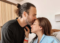 Μόργκαν: Super μπαμπάς εν δράσει! Η αστεία αλλά αληθινή ανάρτηση για τη ζωή με το «αφεντικό» των 4,5 κιλών
