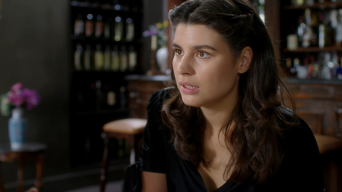 Άγιος Έρωτας: Η Χλόη ζει τις πρώτες στιγμές με την κόρη της και κάτι δεν της αρέσει