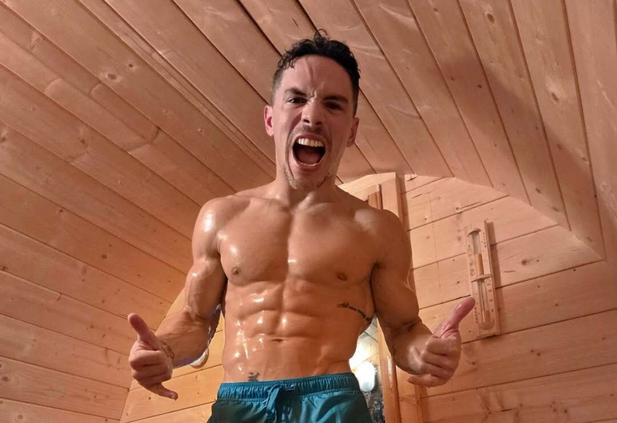 Πετρούνιας: Το συγκινητικό μήνυμα και οι αγκαλιές με την οικογένεια στο αεροδρόμιο μετά την 5η θέση στο Παγκόσμιο Πρωτάθλημα