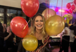 Ντόρα Μακρυγιάννη: Η τούρτα γενεθλίων της είχε θέμα τον Harry Potter αλλά δεν μαντεύεις με ποιον ήρωα της ταινίας ταυτίζεται