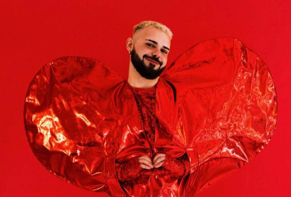 Akylas: Τρέλα, χαμός, πανικός... πριν την εμφάνισή του στον εθνικό τελικό της Σερβίας! Το μήνυμά του στους Έλληνες