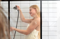 Σφουγγάρι ή χέρια: Ποιος είναι ο καλύτερος τρόπος πλυσίματος;