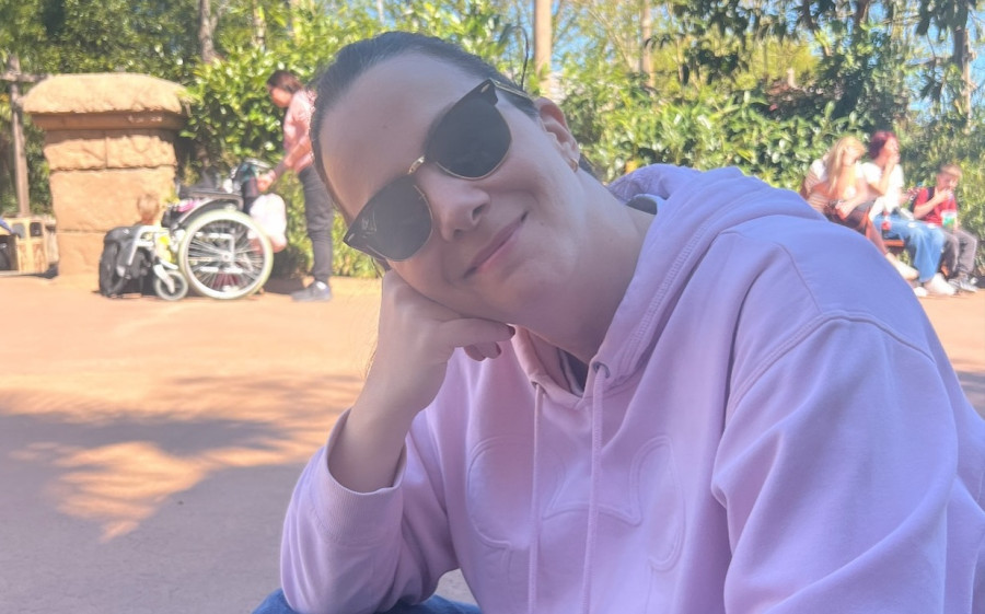 Οδηγός επιβίωσης στη Disneyland Ελιάνα Χρυσικοπούλου edition