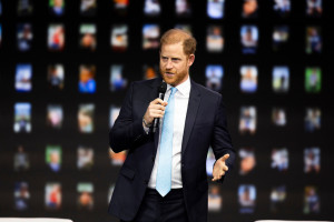 Πρίγκιπας Harry: Το τελευταίο τηλεφώνημα με την πριγκίπισσα Νταϊάνα και η σκέψη που τον βασανίζει 29 χρόνια μετά