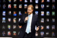 Πρίγκιπας Harry: Το τελευταίο τηλεφώνημα με την πριγκίπισσα Νταϊάνα και η σκέψη που τον βασανίζει 29 χρόνια μετά