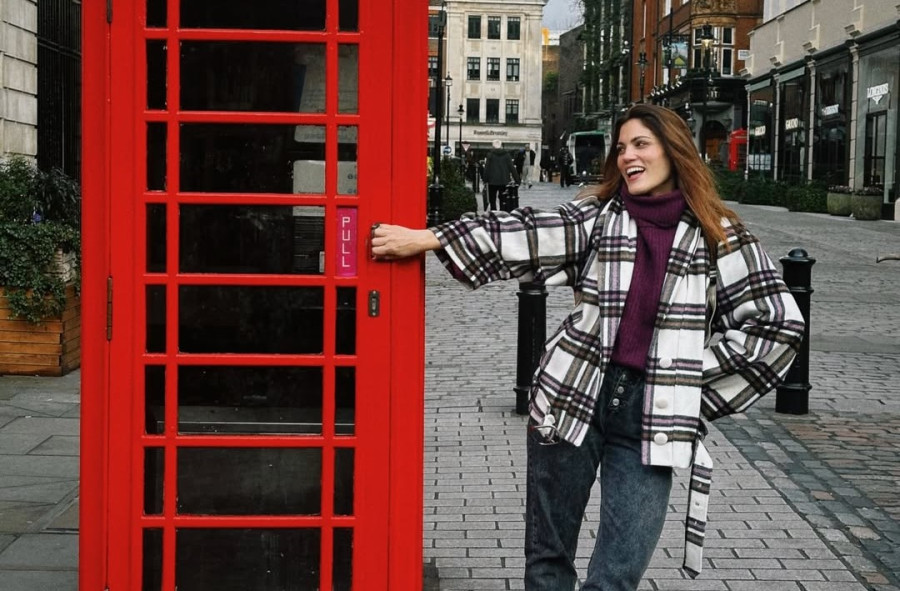 Μαίρη Συνατσάκη: Το «ξέχασα πώς λειτουργεί το Instagram» post της με φωτογραφίες από το ταξίδι στο Λονδίνο