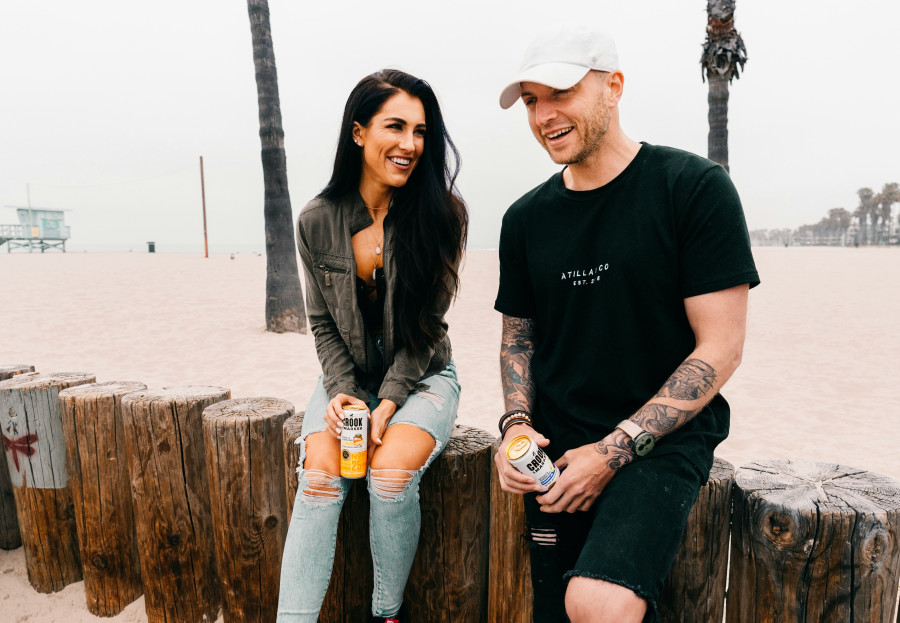 10 σημάδια ότι σε θέλει αλλά περιμένει εσύ να κάνεις το πρώτο βήμα