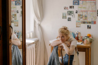 September social battery: Γύρισες από διακοπές και δεν θέλεις να δεις άνθρωπο; Υπάρχει λόγος