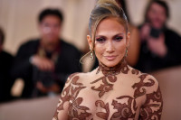 «Η ζωή μου άλλαξε»: Η Jennifer Lopez γιορτάζει τα 18α γενέθλια των διδύμων της, Emme και Max