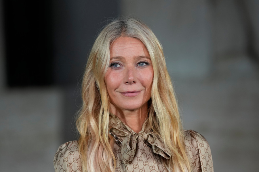 Η Gwyneth Paltrow απέδειξε ότι τα rosewater nails έχουν θέση και στη φθινοπωρινή ρουτίνα σου