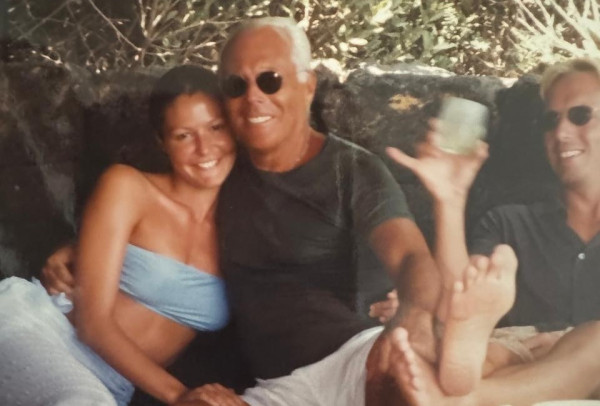 Το αντίο της Τζένης Μπαλατσινού στον Giorgio Armani: «Καλό σου ταξίδι, αγαπημένε μου φίλε»