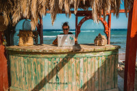 Nomad life: Όταν δουλεύεις από όπου θες είσαι τελικά πιο ευτυχισμένη;