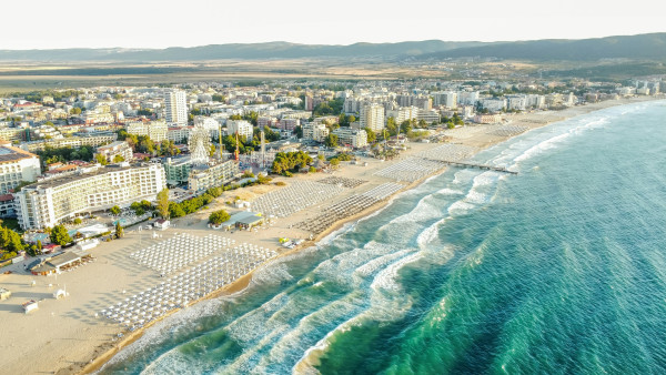 Eurovision 2027: Με τα λεφτά που ζητάνε για 8 μέρες στο Μπουργκάς μένεις κανονικά έναν χρόνο! (και βάλε)