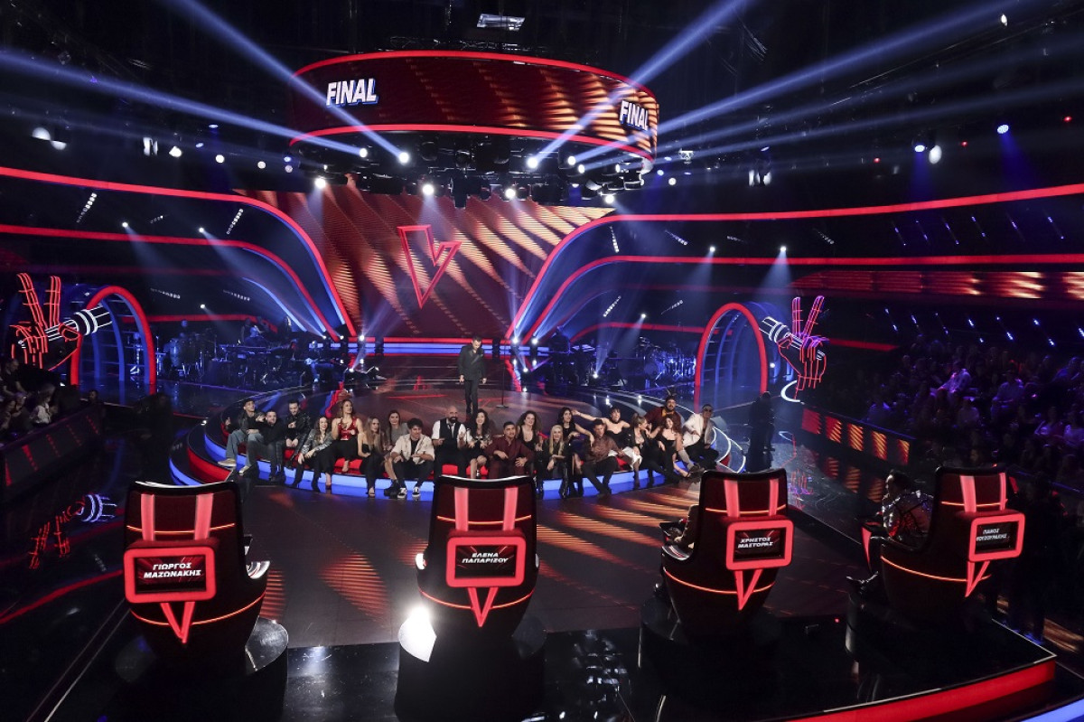Εορταστικό The Voice: Ποια παρουσιάστρια από τα παλιά θα κάνει guest εμφάνιση;