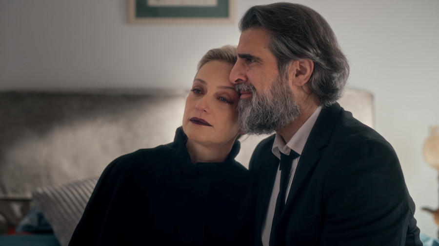 Σέρρες: Μια κηδεία, μια εγκυμοσύνη και ο έρωτας φέρνουν τα πάνω κάτω