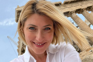 Σία Κοσιώνη: Οι δύσκολες στιγμές στη ΜΕΘ, η σκέψη που την κρατούσε αισιόδοξη και η τρυφερή κίνηση του γιου της όσο νοσηλευόταν