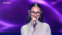 The Voice of Greece: Η Klavdia επέστρεψε στα Blind Auditions με την Παπαρίζου να μπλοκάρει για χάρη της τον Μουζουράκη