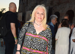 Πέθανε η Μπέτυ Βαλάση, η θρυλική Λωξάντρα της μικρής οθόνης - Η ανακοίνωση του ΚΚΕ