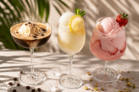 Το cocktail με παγωτό που θα γίνει η νέα σου καλοκαιρινή εμμονή