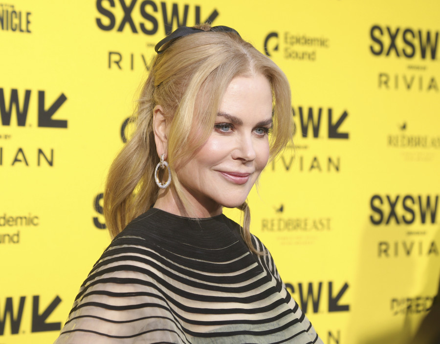 Nicole Kidman: Το μυστικό της λαμπερής επιδερμίδας της είναι ένας συνδυασμός από SPF, έλαια και κόκκινο φως