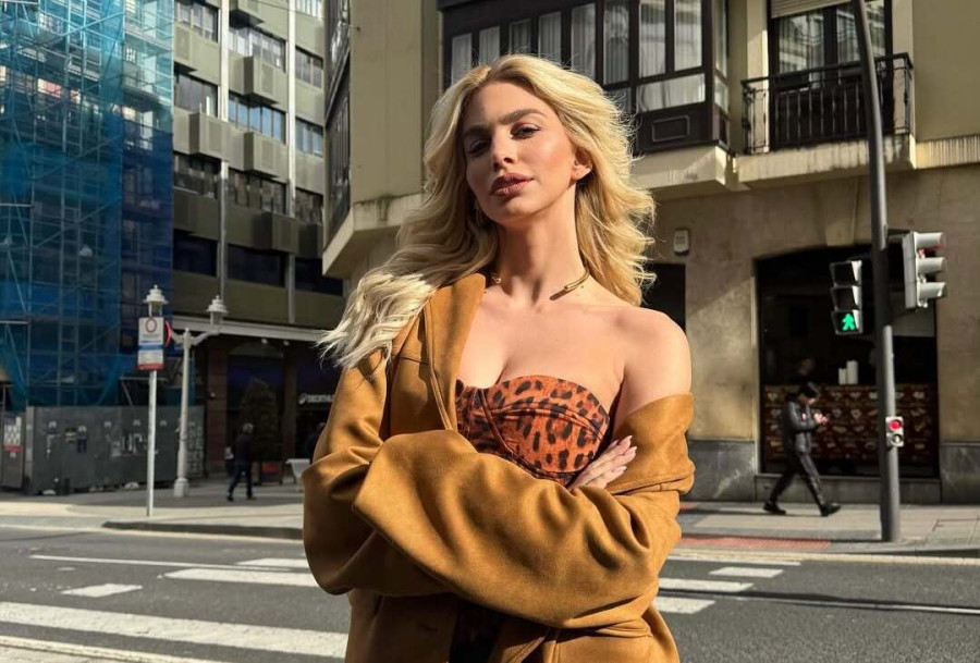 Βάλια Χατζηθεοδώρου: «Ήταν δύσκολο να φύγω...» - Οι χειριστικές σχέσεις, τα στερεότυπα στη δουλειά και η single ζωή