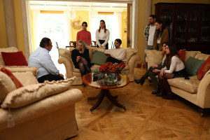 Να μ' αγαπάς: Το μυστικό του Θεόφιλου αποκαλύπτεται