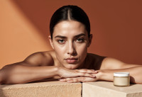 Beef tallow skincare: Γιατί κάποιοι βάζουν φανατικά… ζωικό λίπος -βοδινό- στο πρόσωπό τους;
