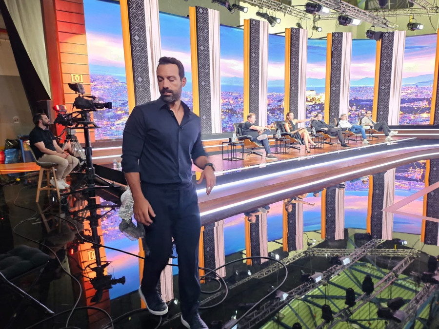 Dragons' Den: Στα γυρίσματα του νέου κύκλου με ξεναγό τον Σάκη Τανιμανίδη (Φωτογραφίες &amp; βίντεο)