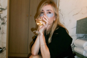 Γιατί το δέρμα σας παραμένει ξηρό παρά την καθημερινή ενυδάτωση; Ορίστε 5 εξηγήσεις