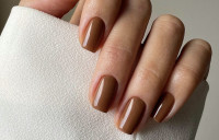 Τα «Chai Latte» nails της Jennifer Lopez είναι η πιο κομψή τάση του φθινοπώρου: 5 τρόποι να τα υιοθετήσετε