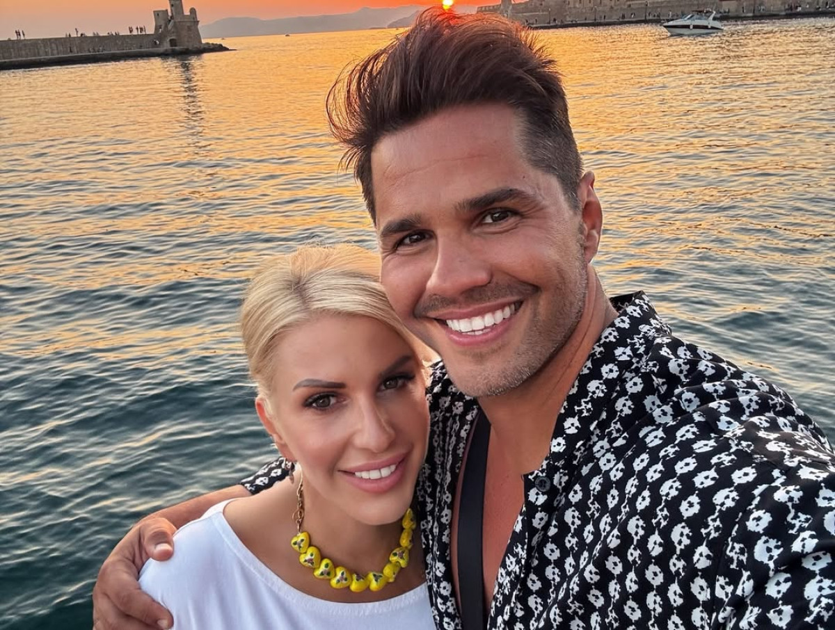 Γιώργος Τσαλίκης: Ξεπροβόδισε τον γιο του για ναύτη με... Μοσχολιού