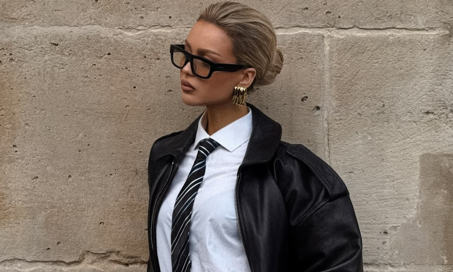 Πώς να «κοροιδέψεις» τα μαλλιά σου ώστε να δείχνουν τέλεια, σύμφωνα με το TikTok