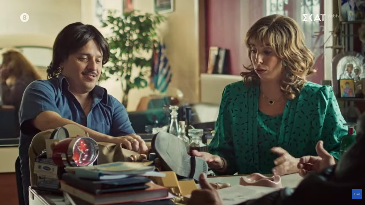 Τότε και τώρα: Η νέα κωμική σειρά του ΣΚΑΪ «έσκισε» στα νεανικά κοινά και στα social media - Τι γράφτηκε στο Χ;