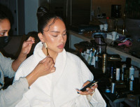 «Undetectable makeup»: Όταν το μακιγιάζ γίνεται ένα με την επιδερμίδα και ανατρέπει τα beauty standards