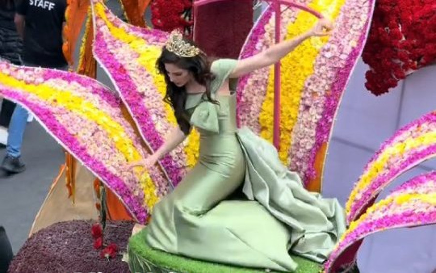 H Miss Universe Fatima Bosch κατέρρευσε μπροστά σε χιλιάδες θεατές