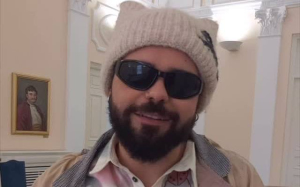 Akylas: Δεν μπορούσε να σταματήσει να κλαίει με αυτό που έζησε στο Βουκουρέστι