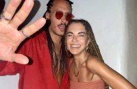 Μαρία Σολωμού: Topless, ρασταφάριαν και με φίλους είπε αντίο στον Αύγουστο
