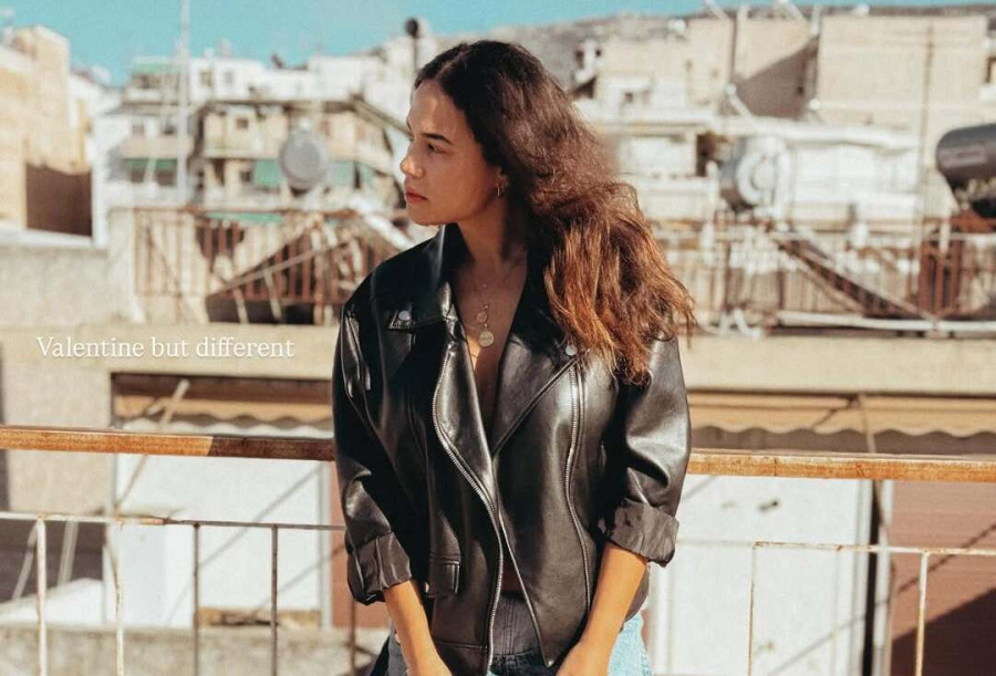 Πηνελόπη Πλάκα: Δεν θα πιστέψεις πού κοιμάται όταν είναι άρρωστη