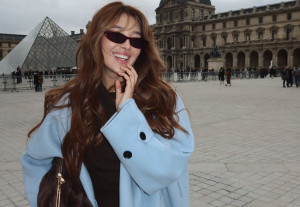 Αυτό το γρήγορο tip ανανεώνει ένα blowout χτένισμα δύο ημερών μέσα σε λίγα λεπτά