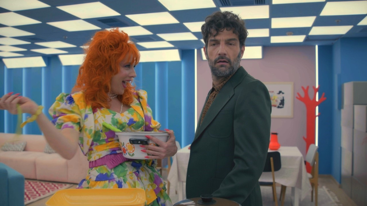 IQ 160: Η Πηνελόπη προσπαθεί να το παίξει άνετη αλλά καρφώνεται