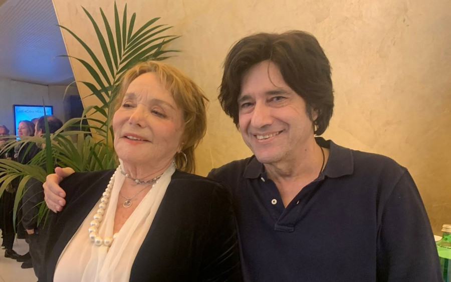Βαρύ πένθος για τη Μπέτυ Αρβανίτη και την Έυα Σιμάτου. Πέθανε ο γνωστός συγγραφέας Αλέξης Σταμάτης γιος της πρώτης και σύζυγος της δεύτερης