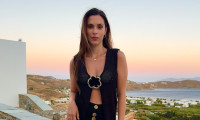 Ιζαμπέλλα Φούλοπ: Βουτιές και τρυφερές στιγμές με τον Γιώργο Δερβίση στη Σέριφο